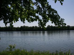 000 Poplar Rdg, Parsons, TN 38363