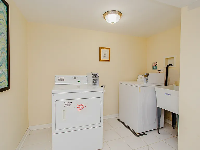 1315 W Foster Ave #1 — Photo 17