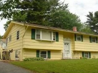 49 Langholm Dr, Nashua, NH 03062