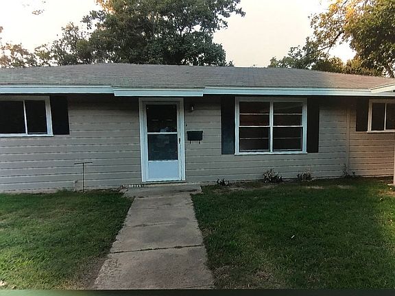 4th image of 1704 N Cleveland Ave