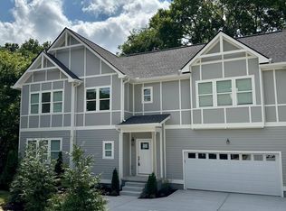 910 Potter Ln, Nashville, TN 37206