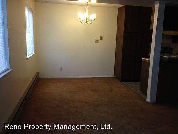 5th image of 674 Oakwood Dr