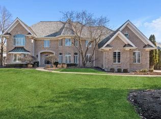 1334 Brandywine Rd, Libertyville, IL 60048