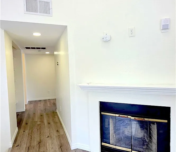 10187 Indian Summer Dr #E — Photo 8