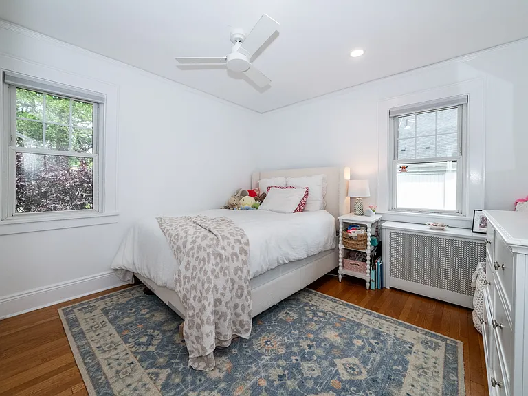 17 Bonnett Ave — Photo 30