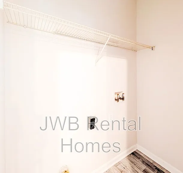 4706 Playpen Dr — Photo 11