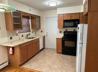 27 Rolling Ridge Rd APT D, Montvale, NJ 07645