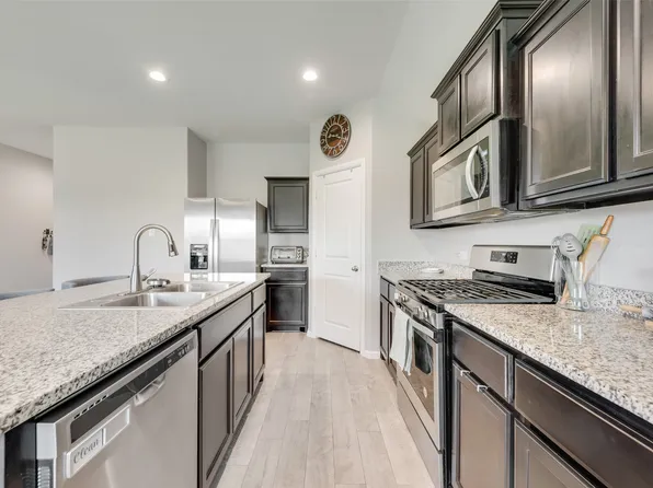 6128 Blacksmith Ave, Fort Worth, TX 76179