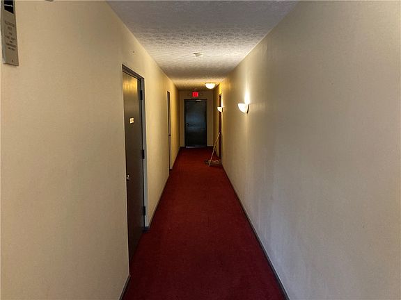 5th image of 3050 Valerie Arms Dr