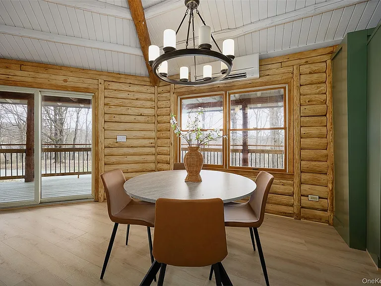 568 Oak Summit Rd — Photo 19