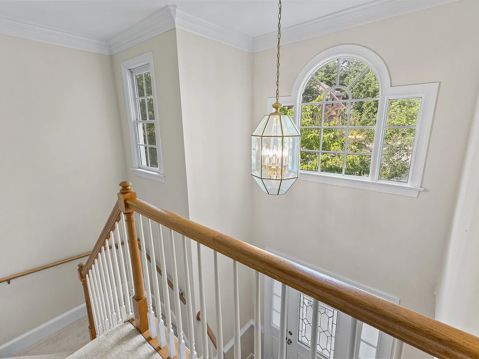 3 bed, 2.5 bath, 2041 sqft, $2,500 — Photo 4