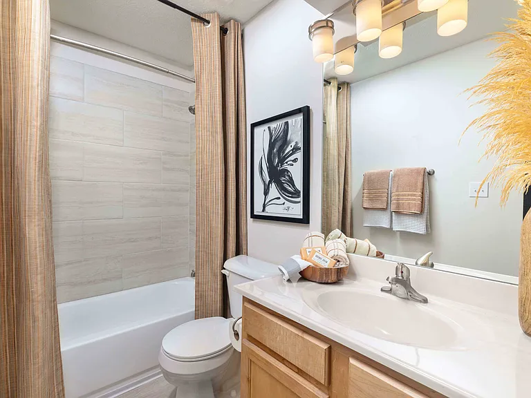 Plainview Apartments — Photo 12