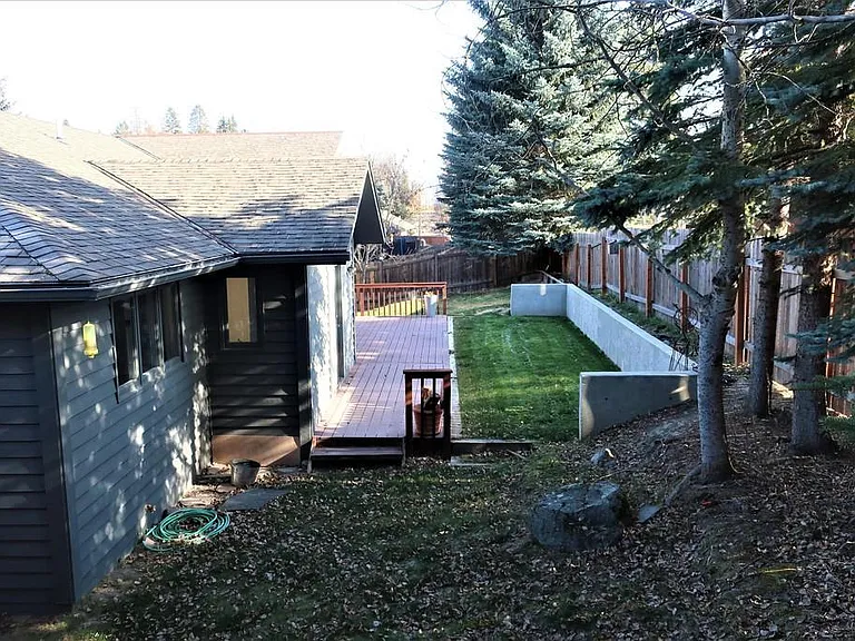328 Fairway Dr — Photo 10
