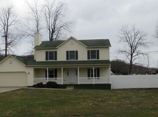 1207 Parkview Dr, Wellsville, OH