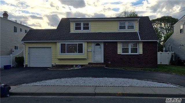 1st image of 3224 Weidner Ave