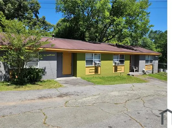 334 Rogers Pl, Macon, GA 31204