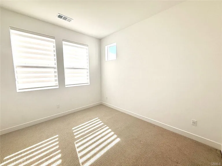 1677 W Lincoln Ave #103 — Photo 15