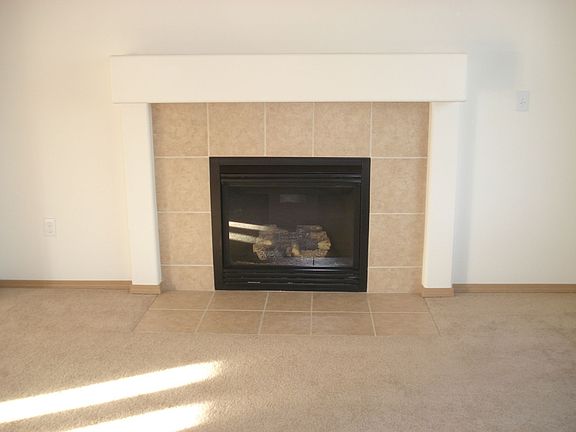 4th image of 1319 181st Street Ct E