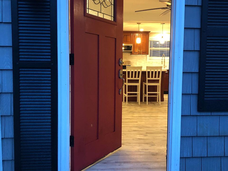 Front Door into Kitchen/Dining Living Room