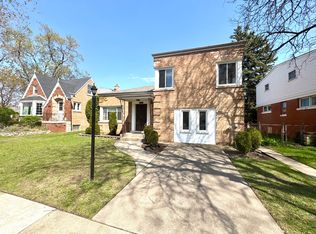 9805 S Avers Ave, Evergreen Park, IL 60805