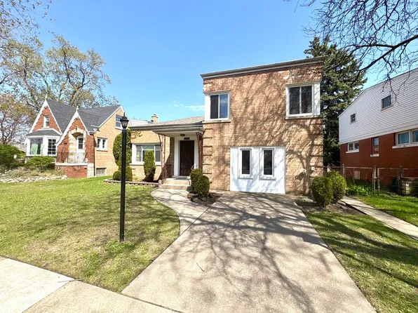 9805 S Avers Ave, Evergreen Park, IL 60805