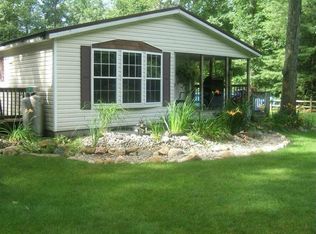 5670 S 142nd Ave, Rothbury, MI 49452