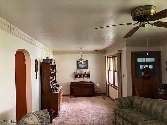 5th image of 5820 Sarah Ave NW