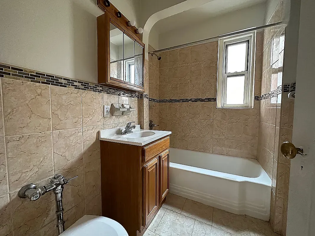42-15 81st Street — Photo 3