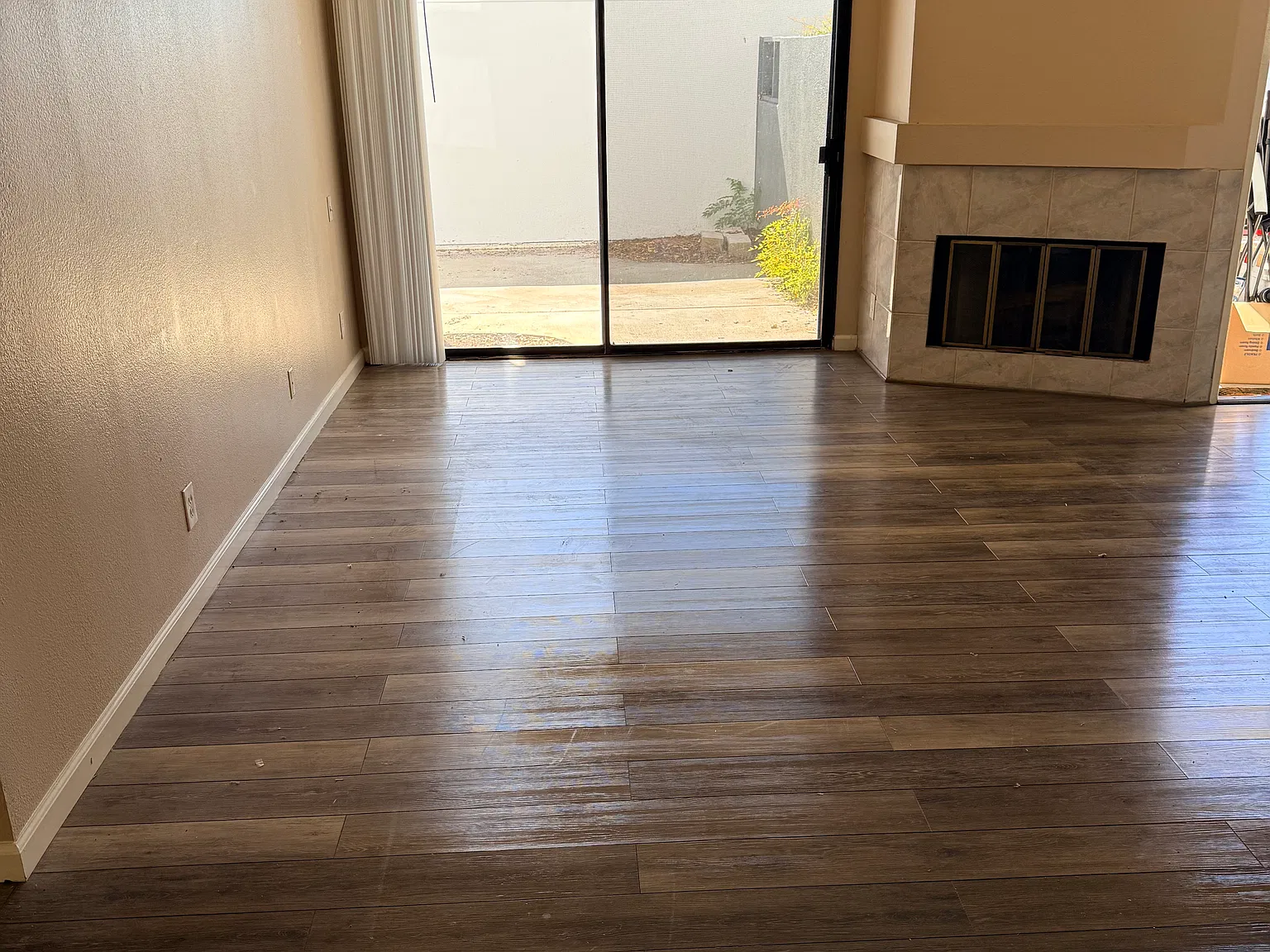 2 bed, 946 sqft, $2,800 — Photo 2