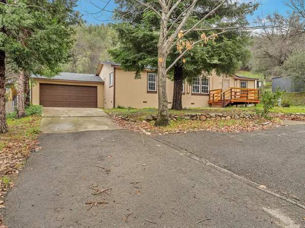 22150 Ravine Ct, Redding, CA 96003