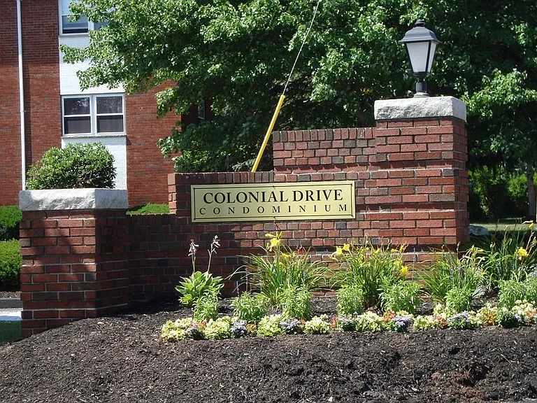 D1 Colonial Dr #4 — Photo 10