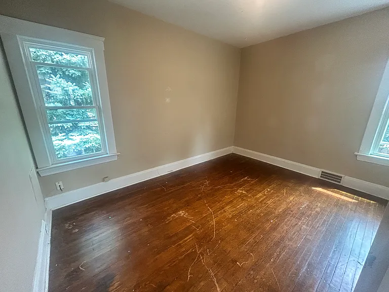 1227 Cranford Ave #2 — Photo 7