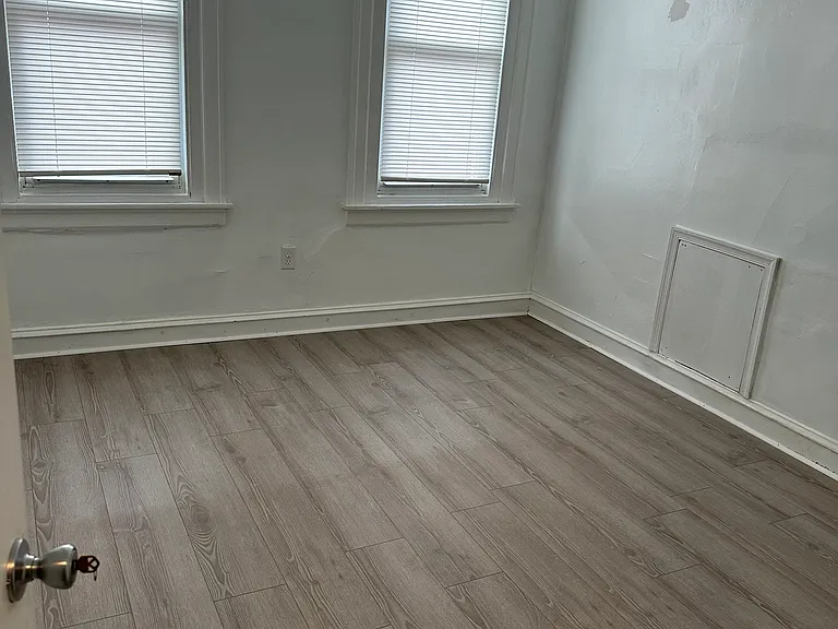 1006 Cottman Ave #2F — Photo 6