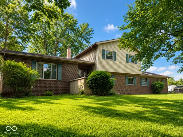 1185 W Country Club Rd, Crawfordsville, IN 47933
