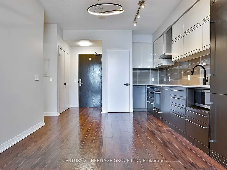 770 Bay St #Penthouse 603 — Photo 28