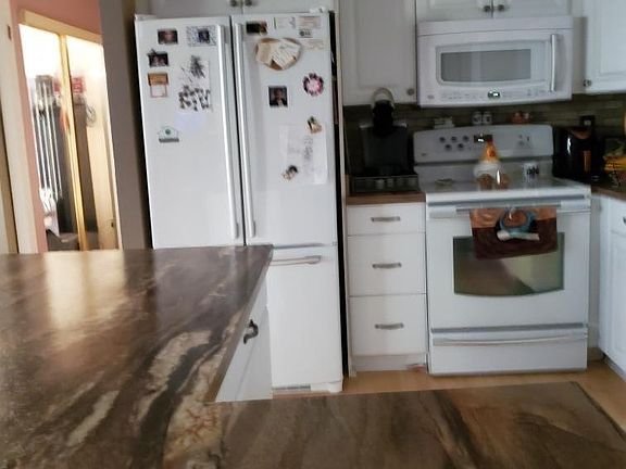 5th image of 1800 SE Saint Lucie Boulevard #306