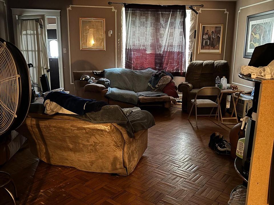2nd image of 5711 Wyndale Ave