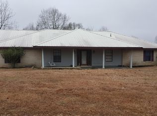 98 McLeod Ln, Bassfield, MS 39421