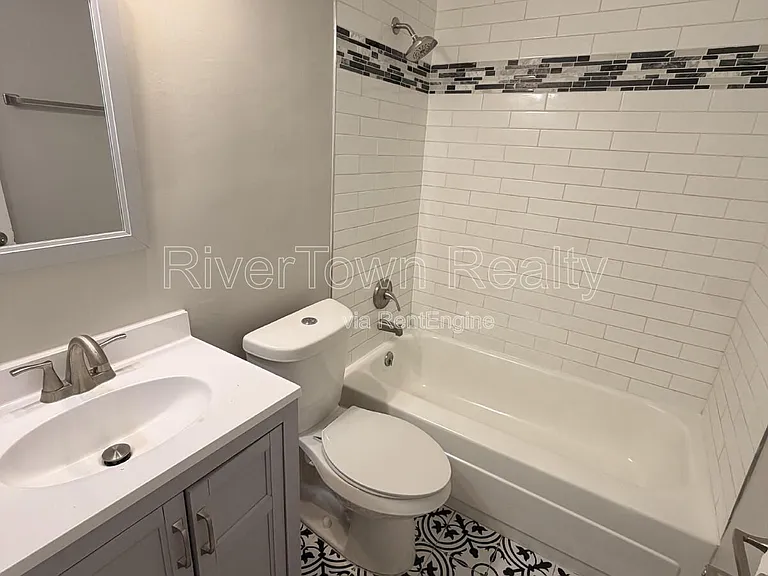 1174 Railton Rd — Photo 5