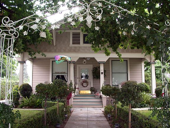 Heritage Home Award 1996 - Built 1888