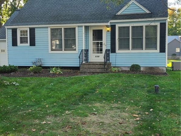 127 Crystal Dr