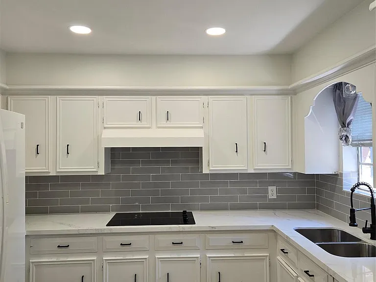 306 Houghton Rd — Photo 9