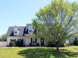 413 Long Creek Dr, Christiana, TN 37037