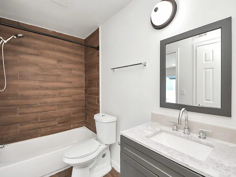 12068 Beechnut St #C — Photo 29