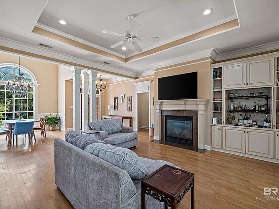 5th image of 9791 Aspen Cir