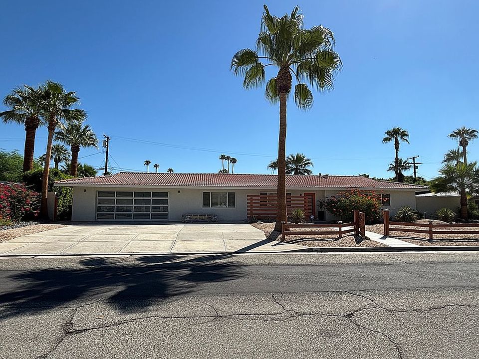 1st image of 266 N Saturmino Dr