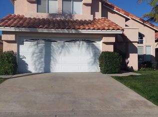 1609 Olympus Loop Dr, Vista, CA 92081