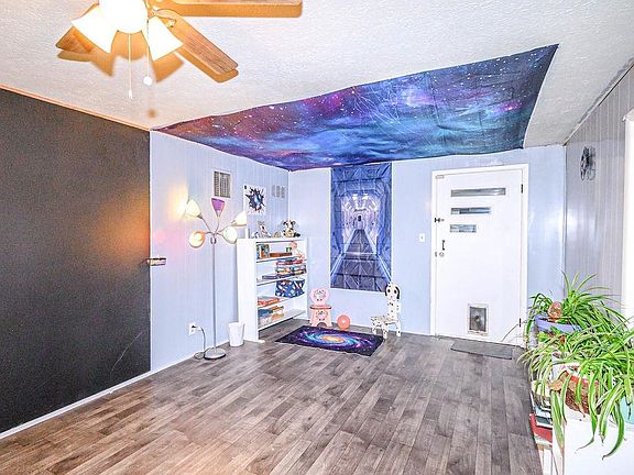 4th image of 600 Fleetwood Dr