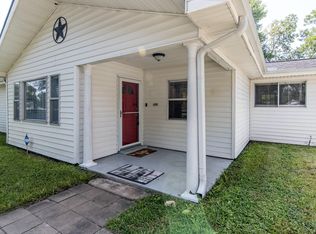 300 Baker Dr, Tomball, TX 77375