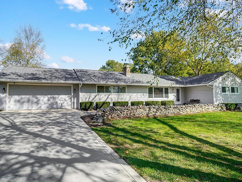 1st image of 138 Longview Dr